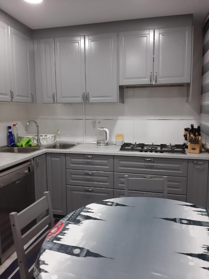 Nur Apartment ตาราสซา ภายนอก รูปภาพ