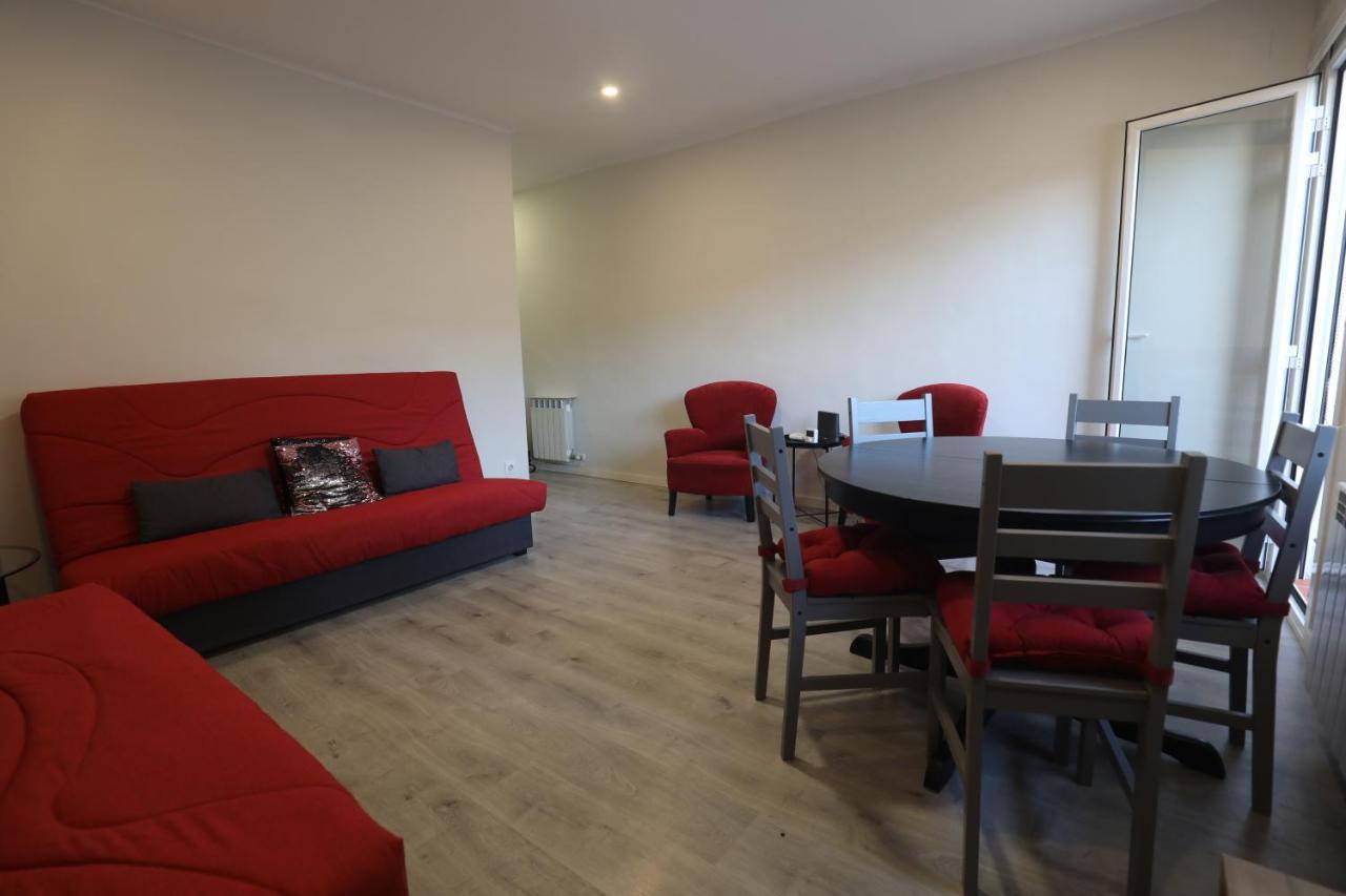 Nur Apartment ตาราสซา ภายนอก รูปภาพ