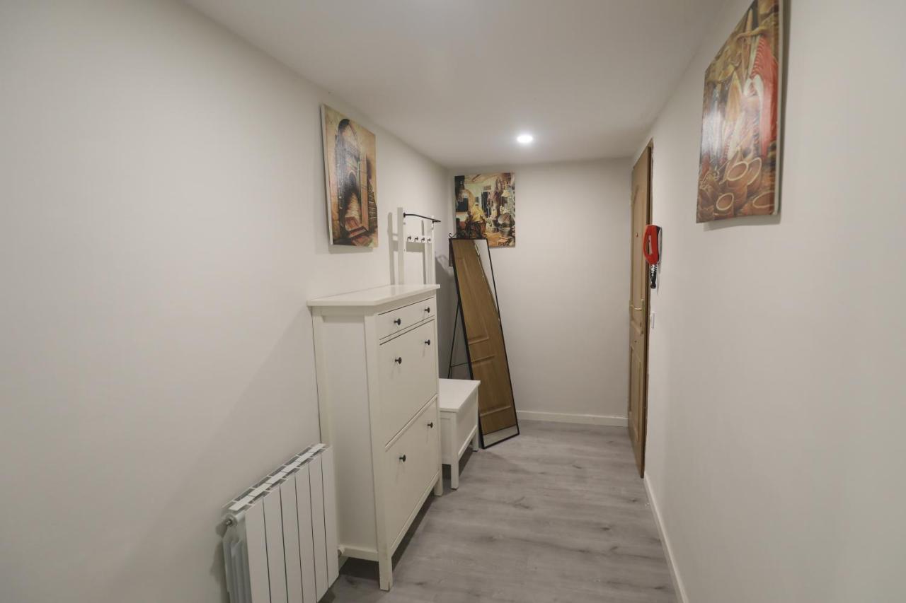 Nur Apartment ตาราสซา ภายนอก รูปภาพ